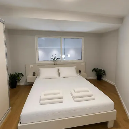 Loft At Liqeni I Thate * Tirana